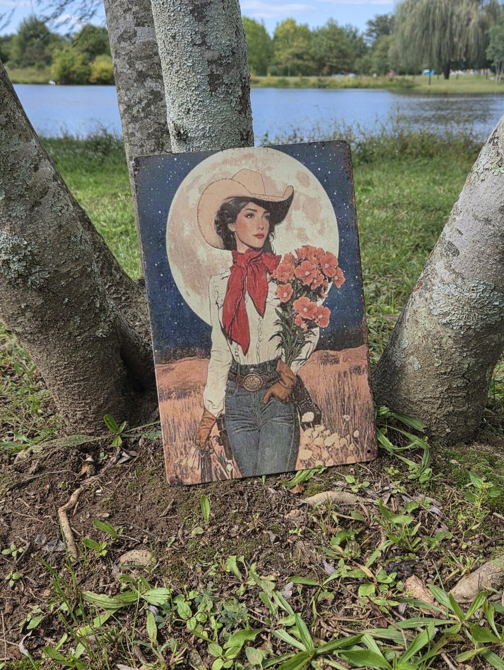 Western Cowgirl Tin Art Deco Vintage Style Look.